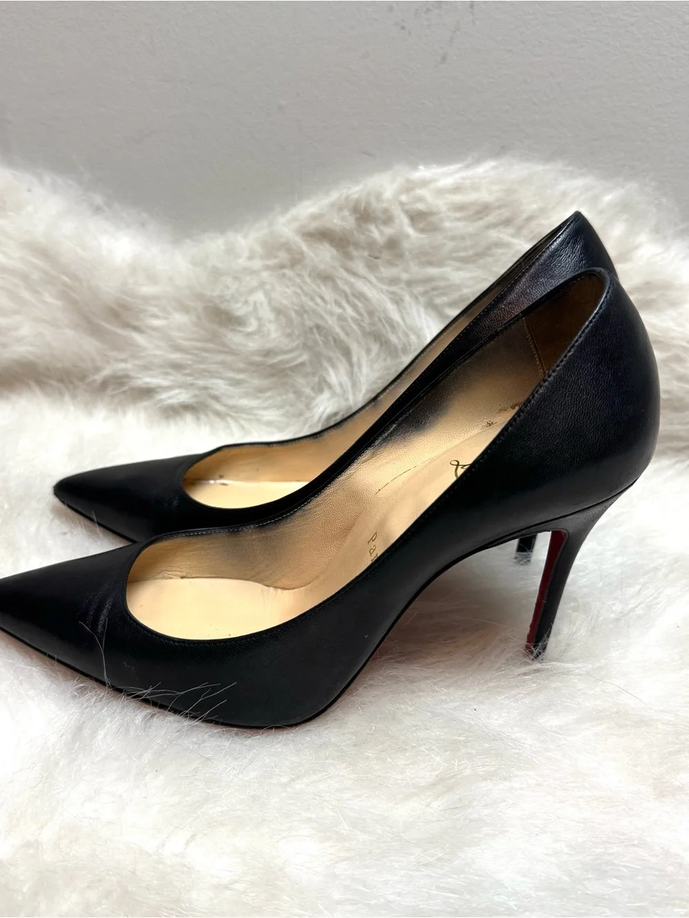 Christian Louboutin Kate Pointed Toe Nappa Leather Heels 37